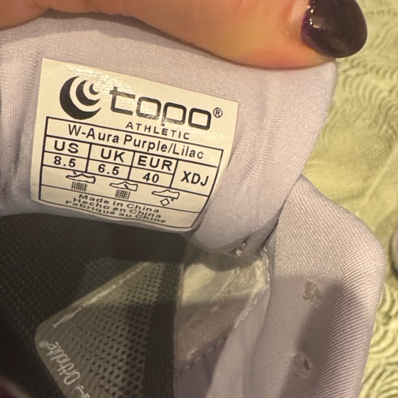 Women's Light Purple Athletic Shoes - Picture 2 of 5